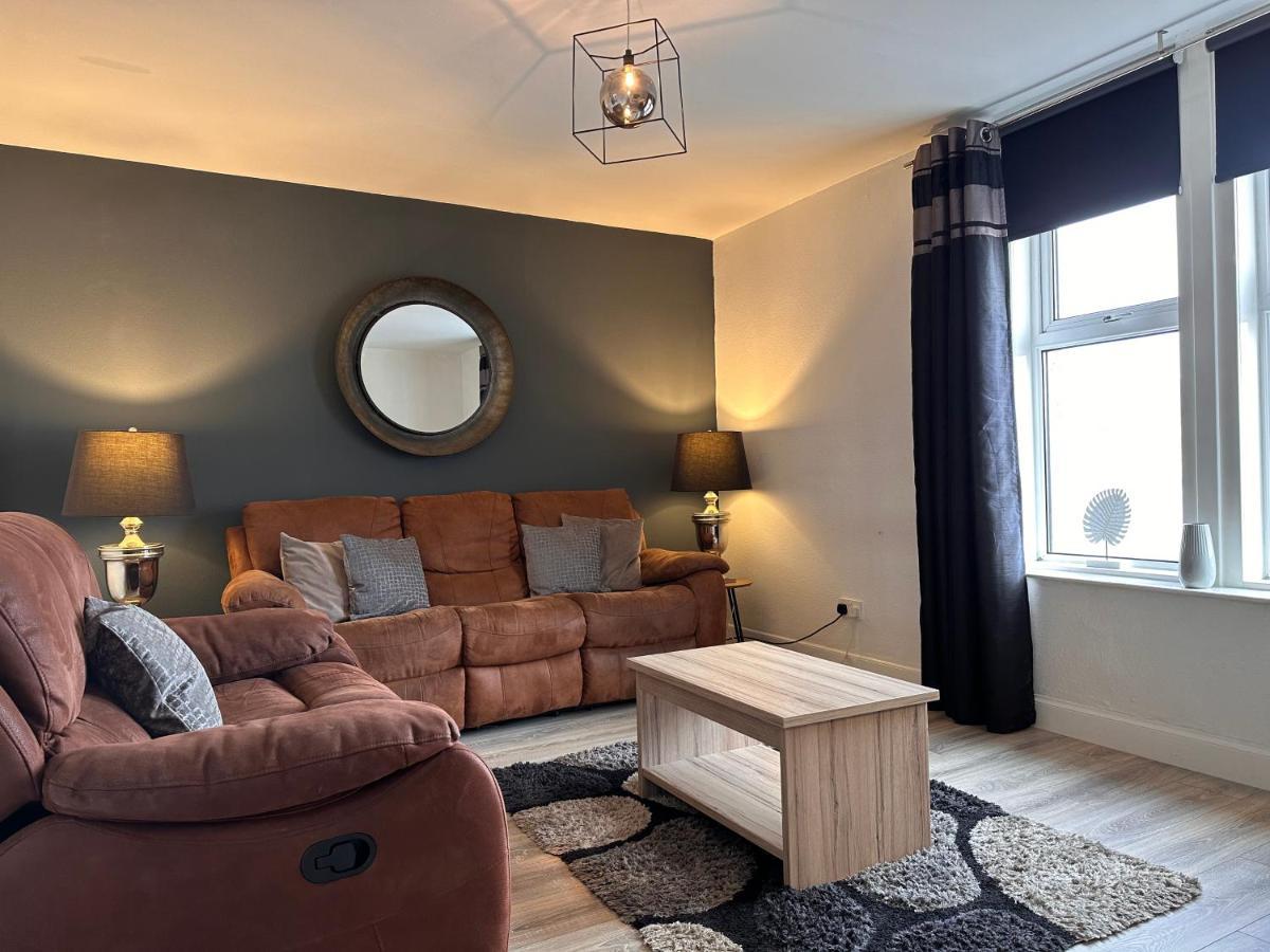 Crown Street Getaway Apartman Ayr Kültér fotó
