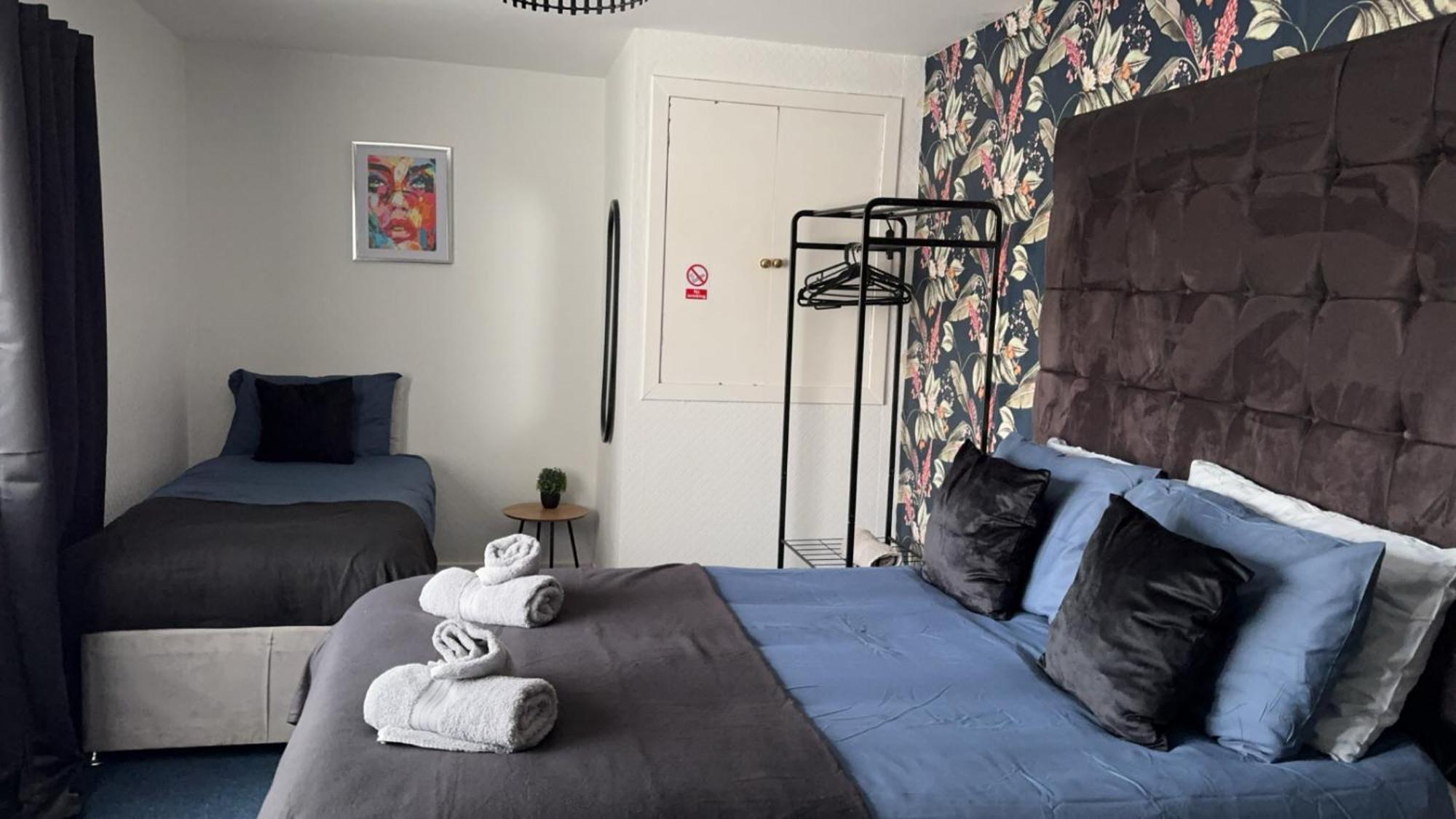 Crown Street Getaway Apartman Ayr Kültér fotó
